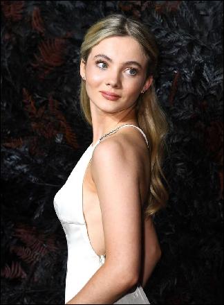 740full-freya-allan (740x1005, 89 kБ...)