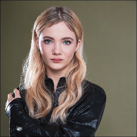 k-freya-allan_2932x2932 (2932x2932, 4307 kБ...)