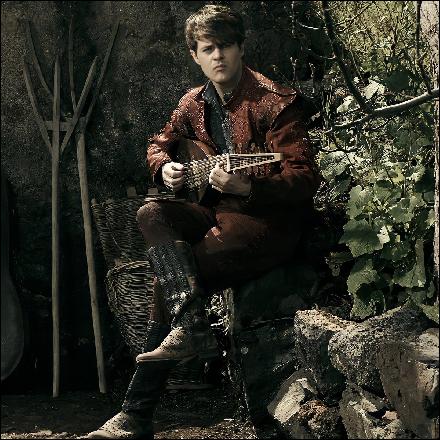 EpcY1jBVQAIGVo2 (1199x1200, 379 kБ...)